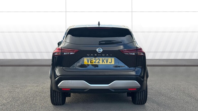 Nissan Qashqai 1.3 DiG-T MH N-Connecta 5dr Petrol Hatchback